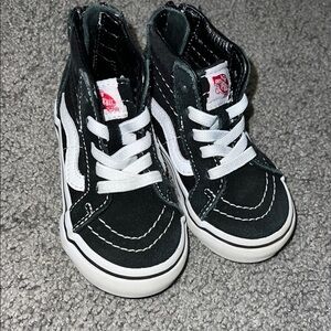 Vans Kids High-Top Sneakers - Black and White